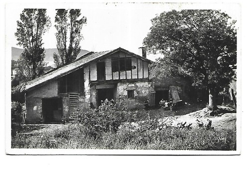 Hendaye basque farm - hendaye,